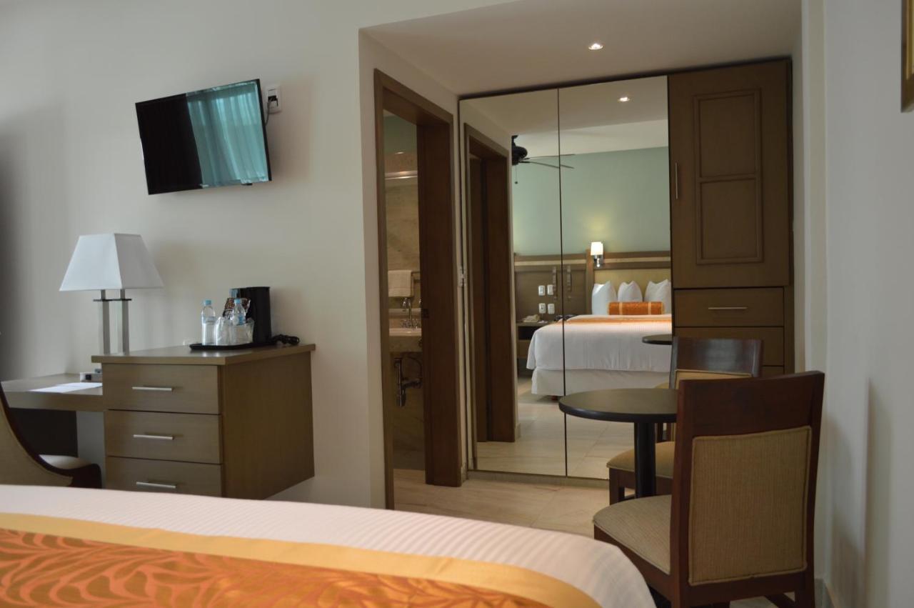 Hotel Villa Magna Poza Rica المظهر الخارجي الصورة