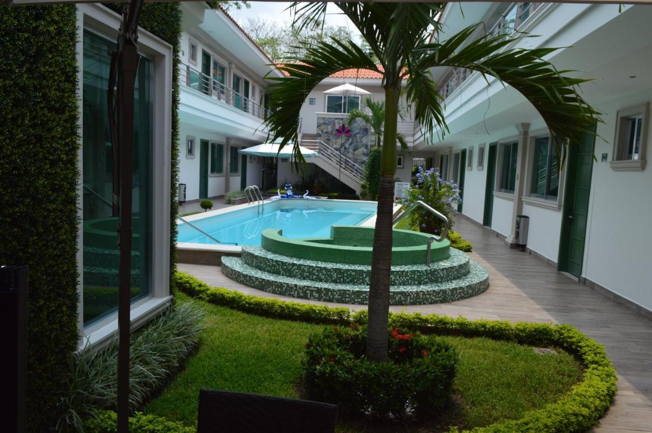 Hotel Villa Magna Poza Rica المظهر الخارجي الصورة